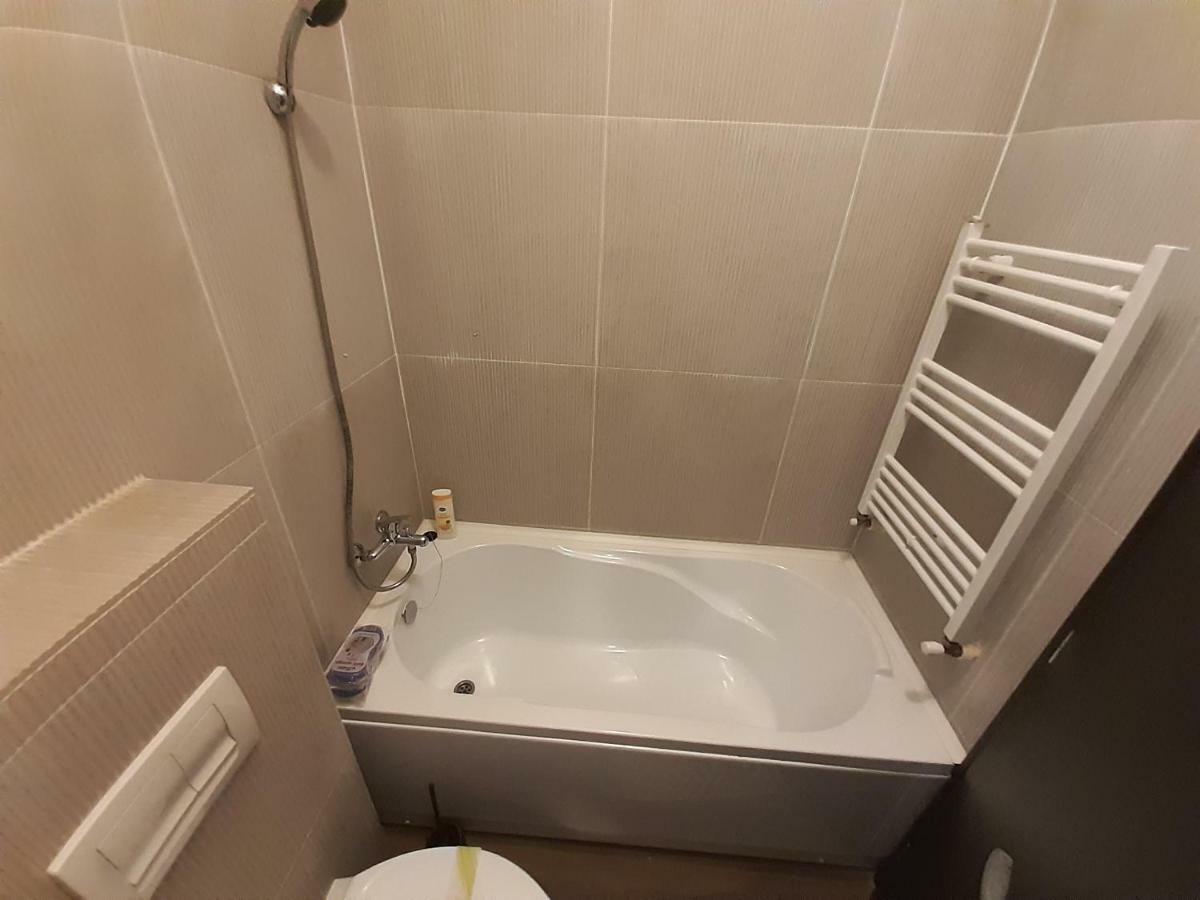 Alexys Residence 2 Iasi Ngoại thất bức ảnh